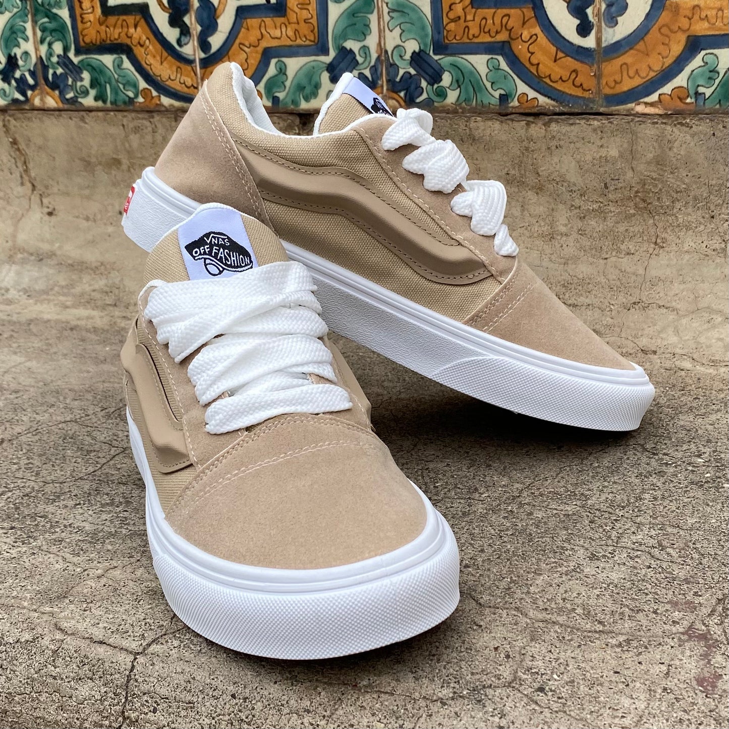 VANS Old Skool Women Sneakers
