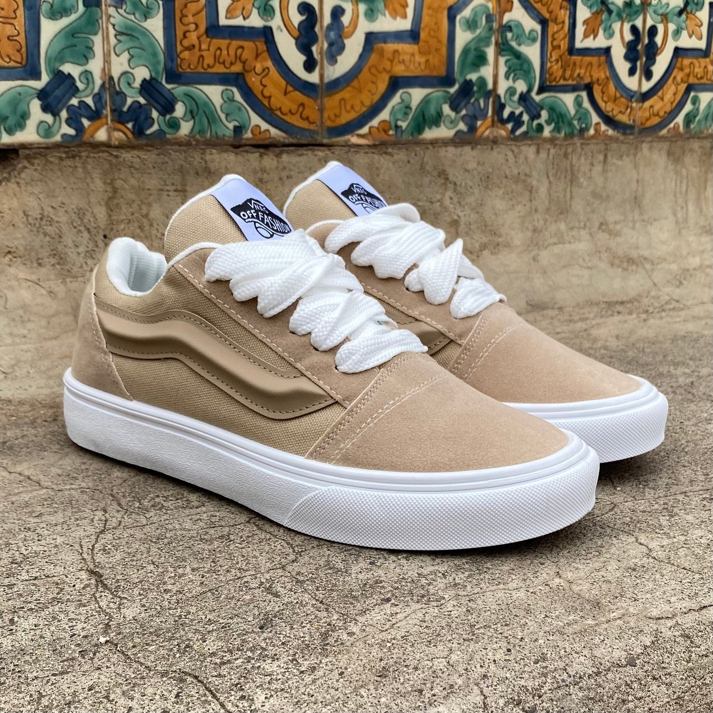 VANS Old Skool Women Sneakers