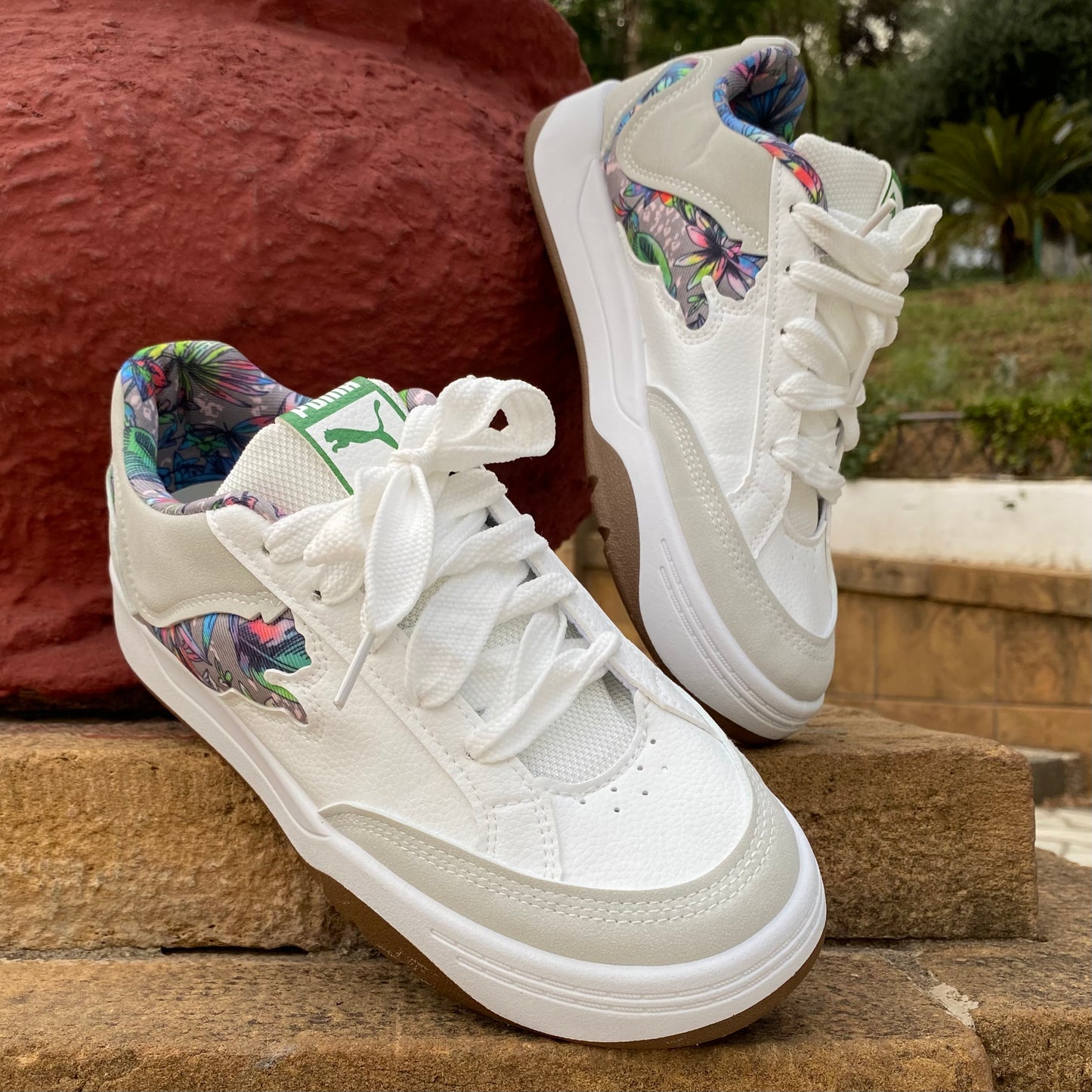 NEW PUMA WOMEN SNEAKERS
