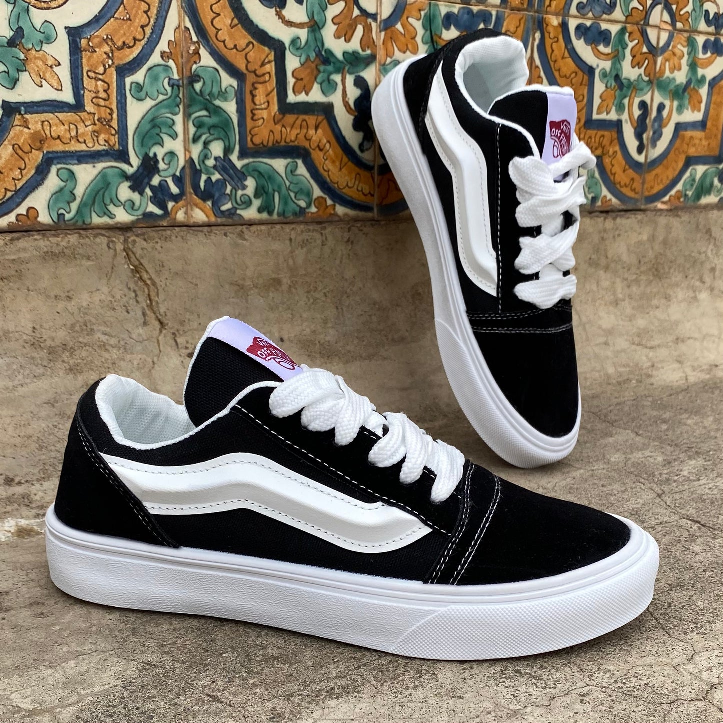 VANS Old Skool Women Sneakers