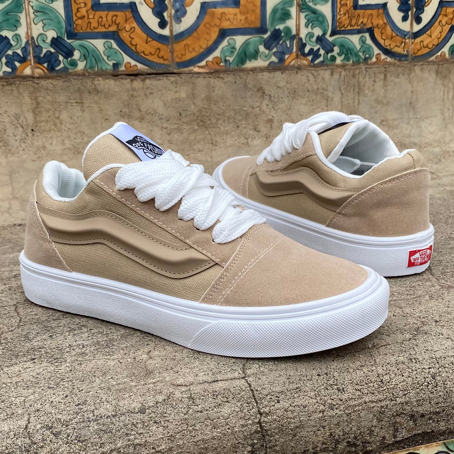 VANS Old Skool Women Sneakers