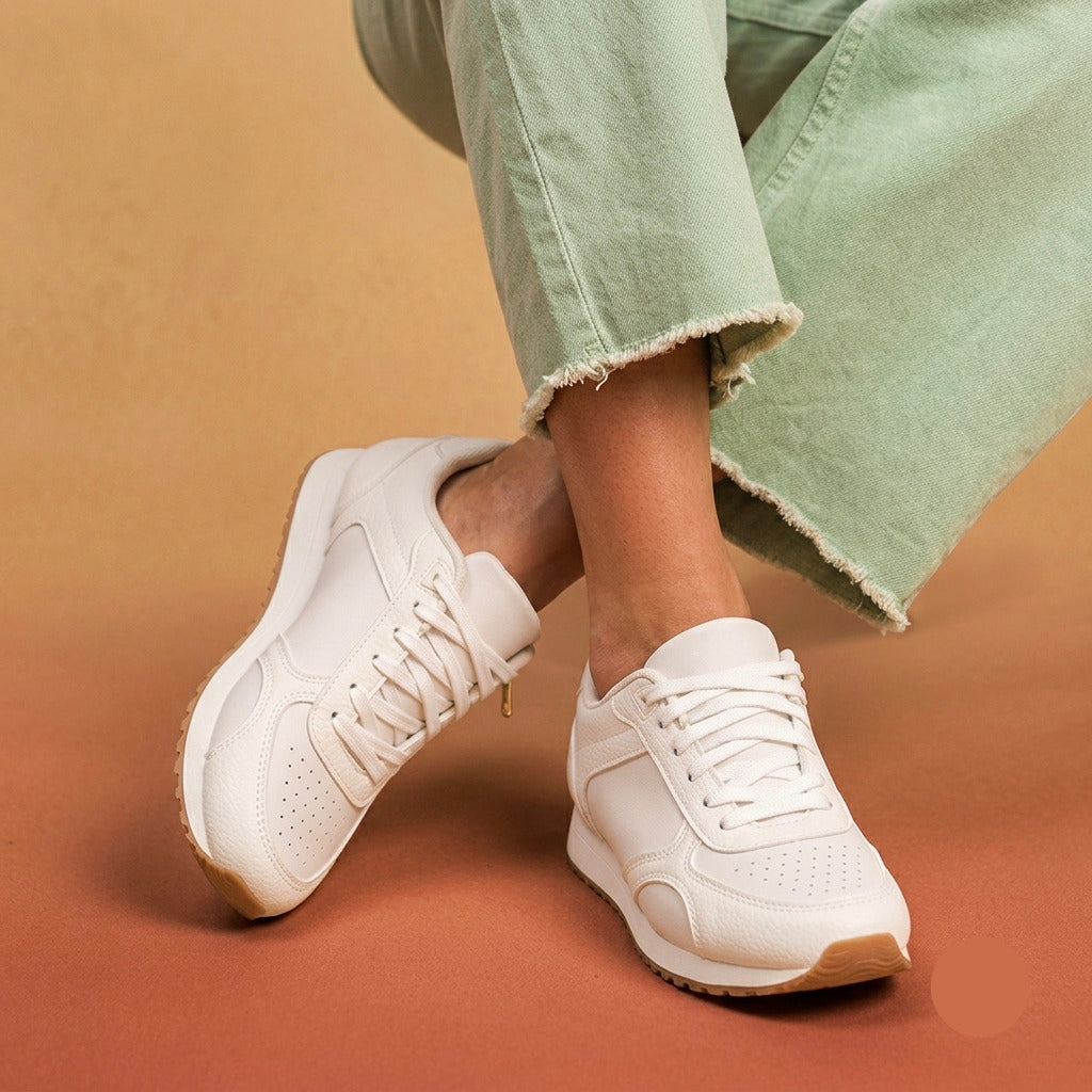 LUNA, The New Women Sneakers ❤️
