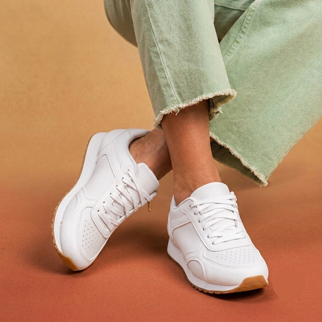 LUNA, The New Women Sneakers ❤️